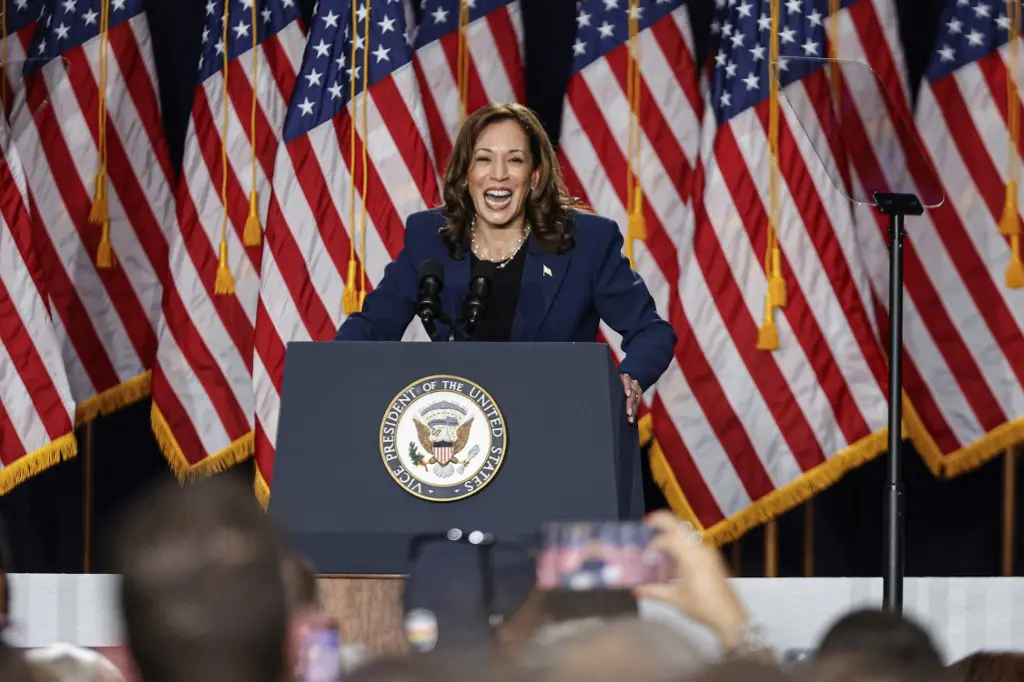 Hollywood da su apoyo a Kamala Harris mientras aventaja a Trump en encuesta
