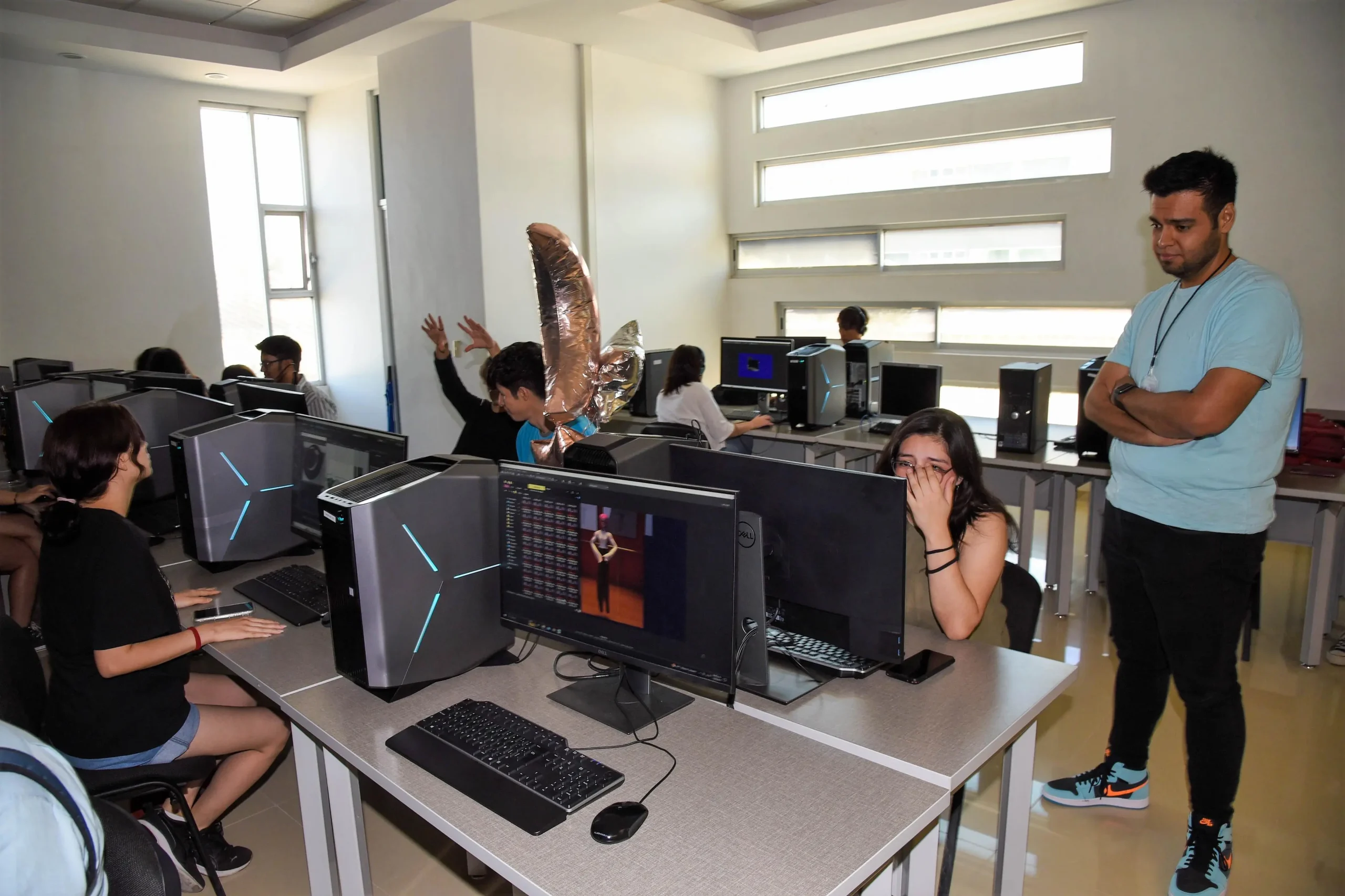 Reportan exceso de maestros de preescolar y primaria en Durango