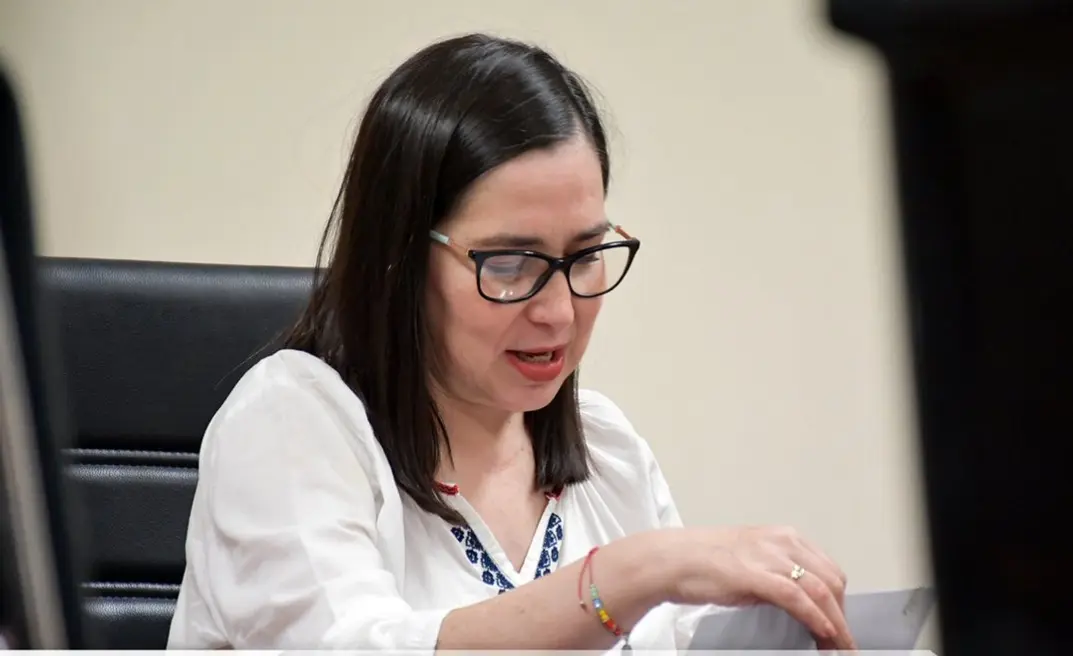 Cumplen servidores públicos con declaración patrimonial