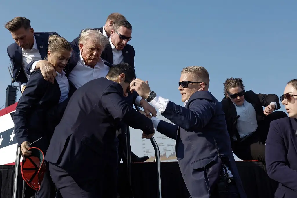 &#8216;Fracasamos&#8217; al no proteger a Trump de los disparos, admite directora del Servicio Secreto