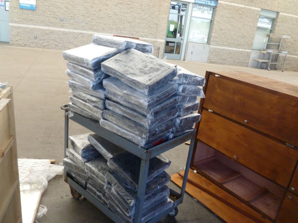 Agentes de CBP interceptan casi un millón de dólares en metanfetamina en el Puerto de Carga Comercial Este de Calexico