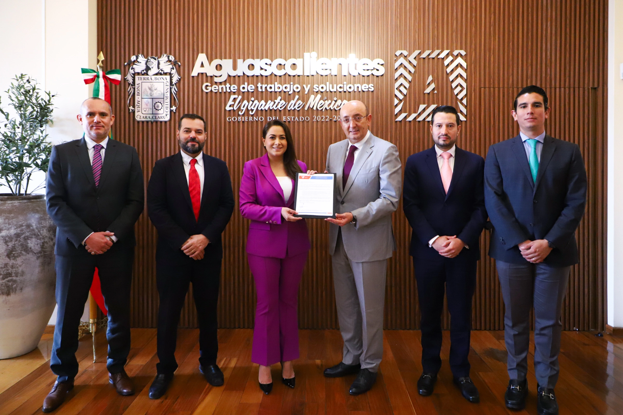 VAZLO anuncia inversión de 770 millones de pesos en Aguascalientes