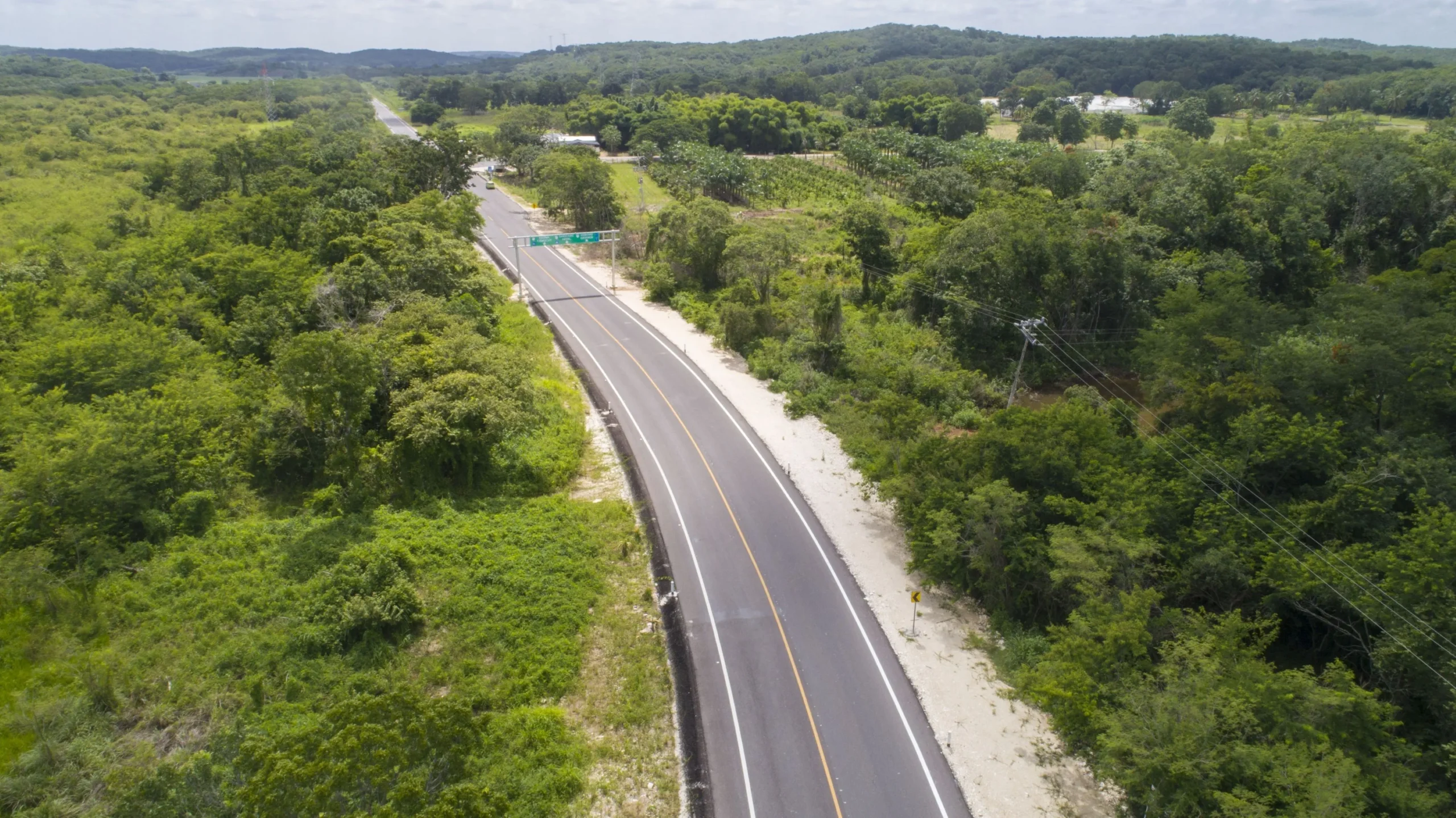Carreteras están en “muy malas” condiciones: CANACAR