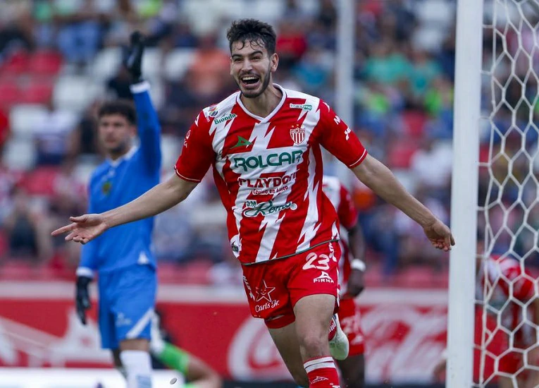 Necaxa doma a los Bravos