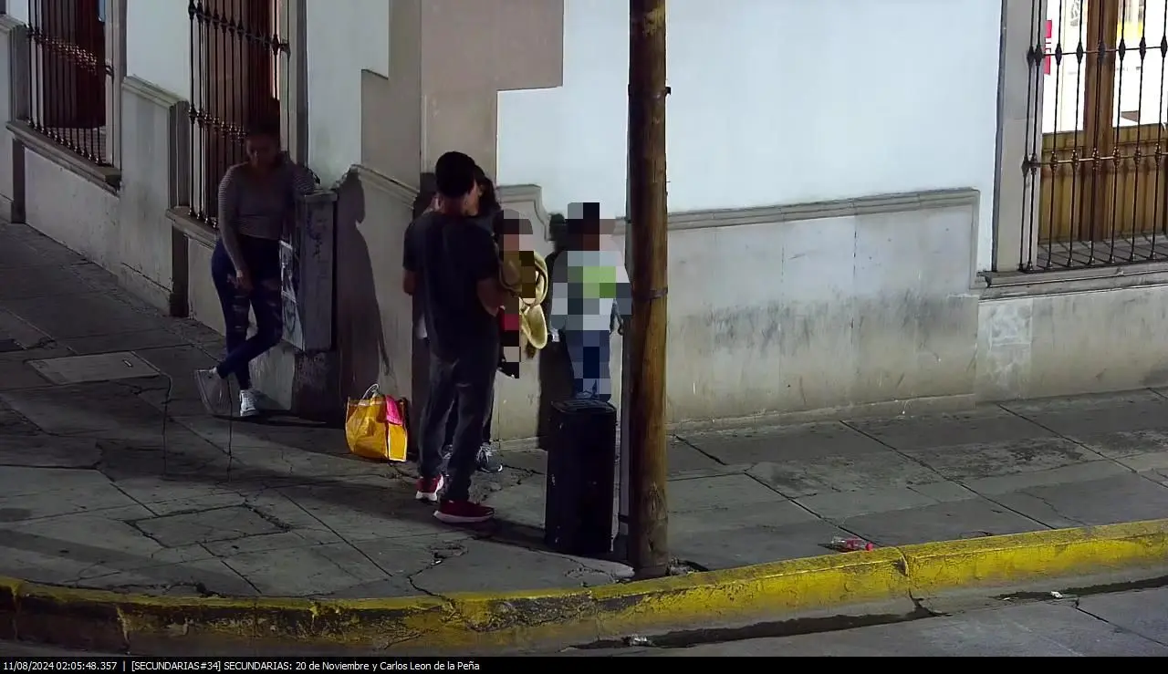 Policías rescatan a niño indígena. Señala que sufrió violencia