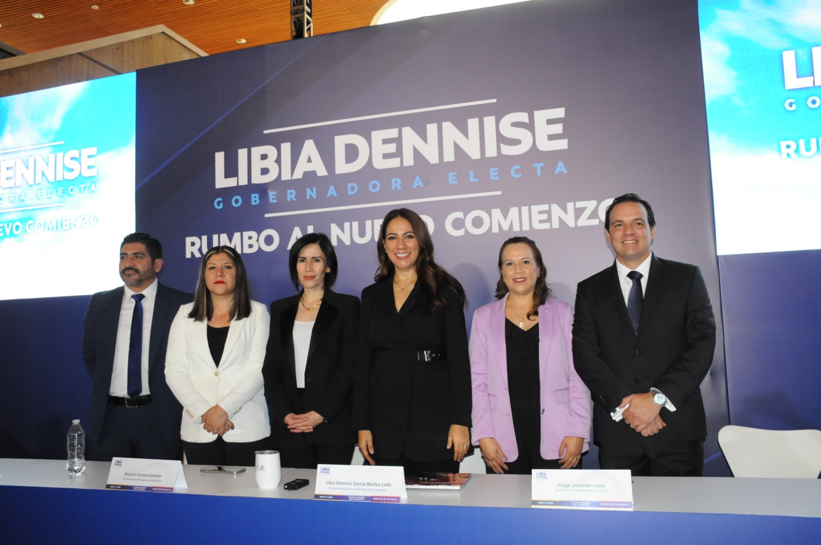 Inicia transición en Guanajuato. Libia Denisse busca reformar al gobierno.