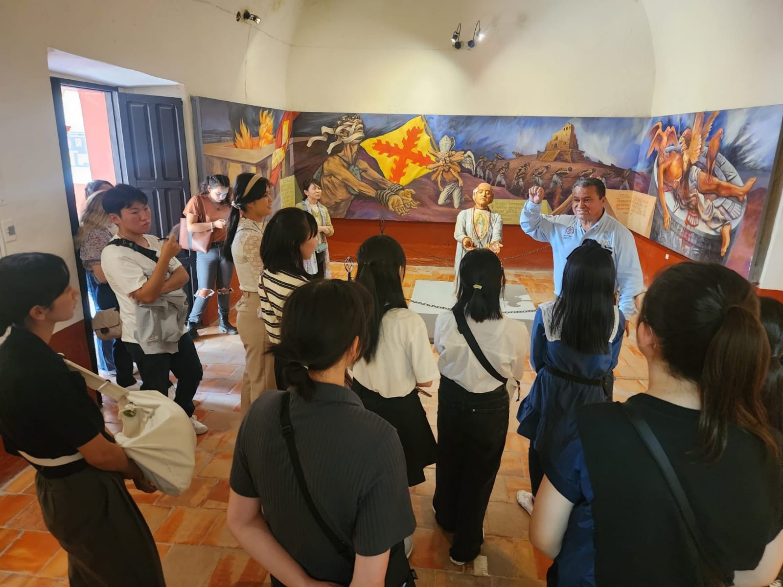 Estudiantes de Hiroshima visitan Dolores Hidalgo como viaje de intercambio cultural