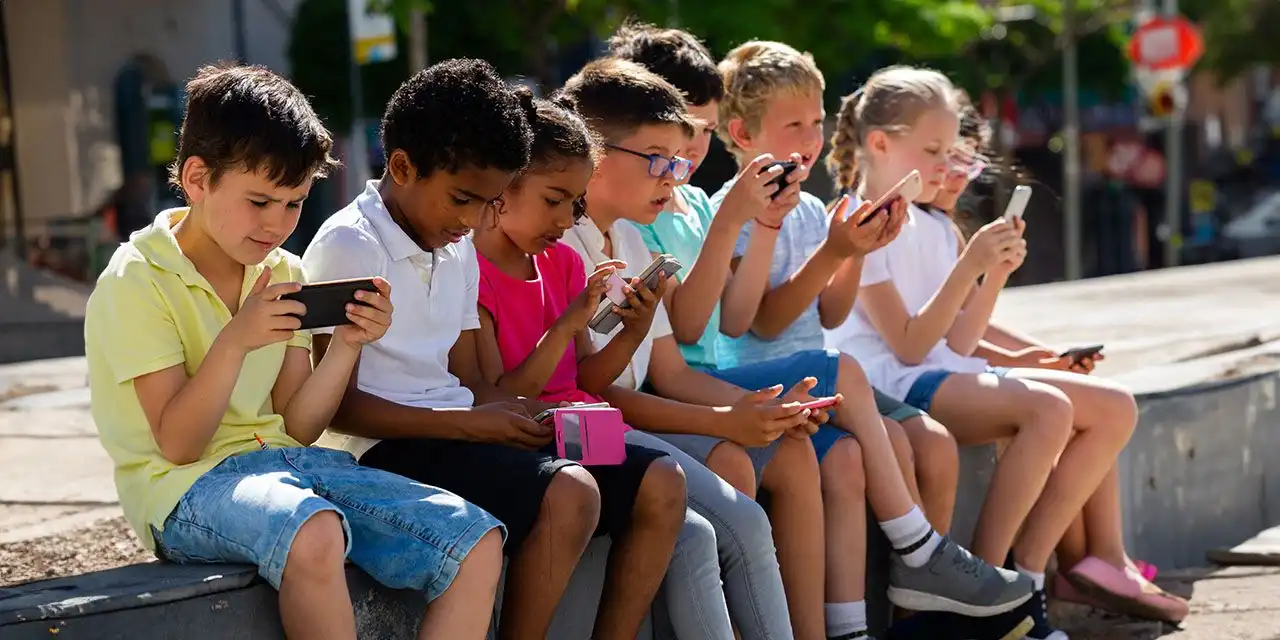 Teléfono niños