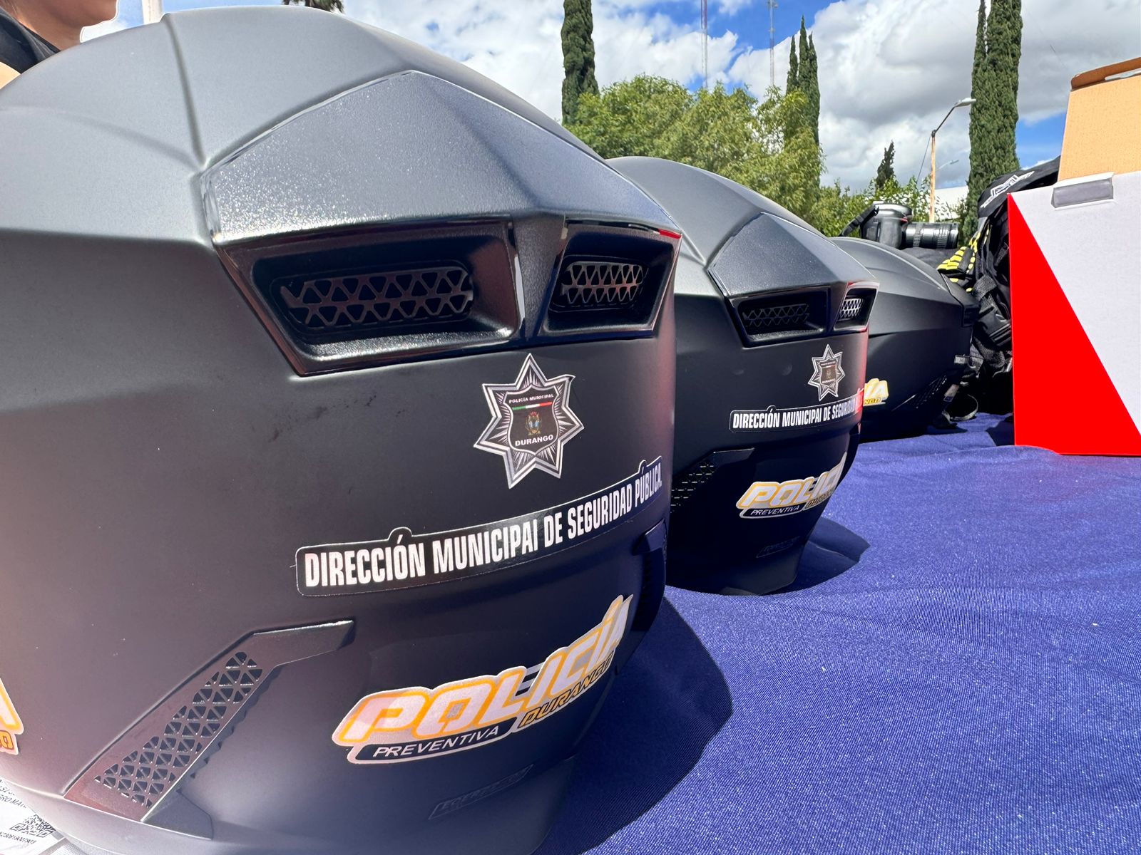 Gobierno de Durango equipa a cuerpos de seguridad