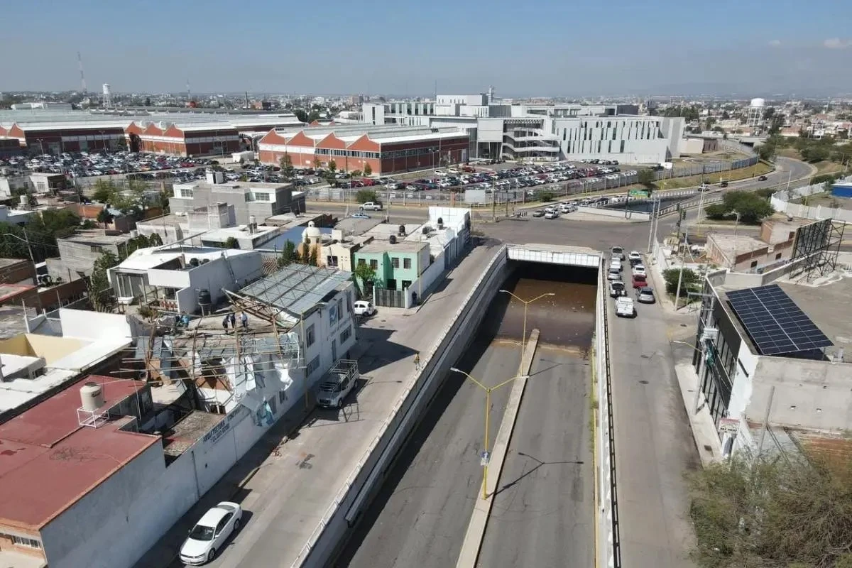 Repararán par vial de Gabriela Mistral… hasta que pasen las lluvias