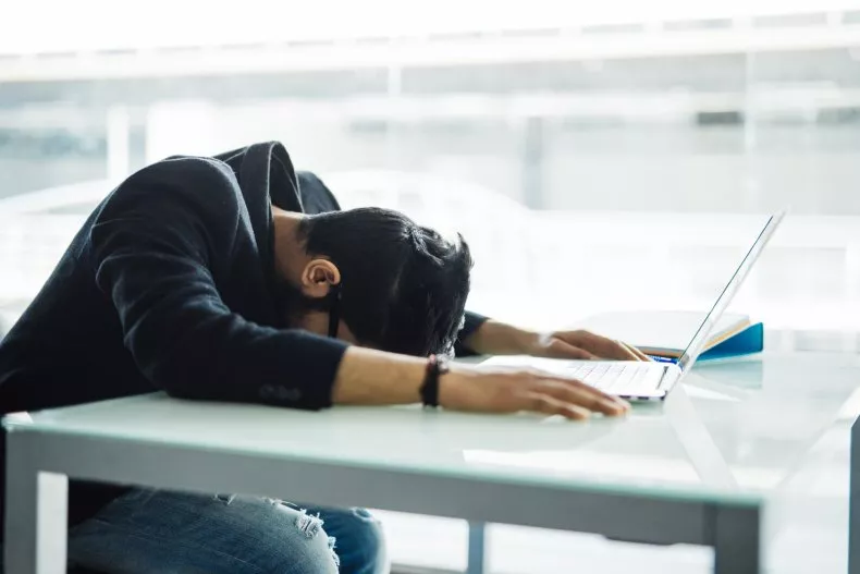 Las empresas están despidiendo rápidamente a los empleados de la generación Z