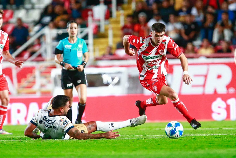 Rayos vuelven a la victoria frente a Pumas
