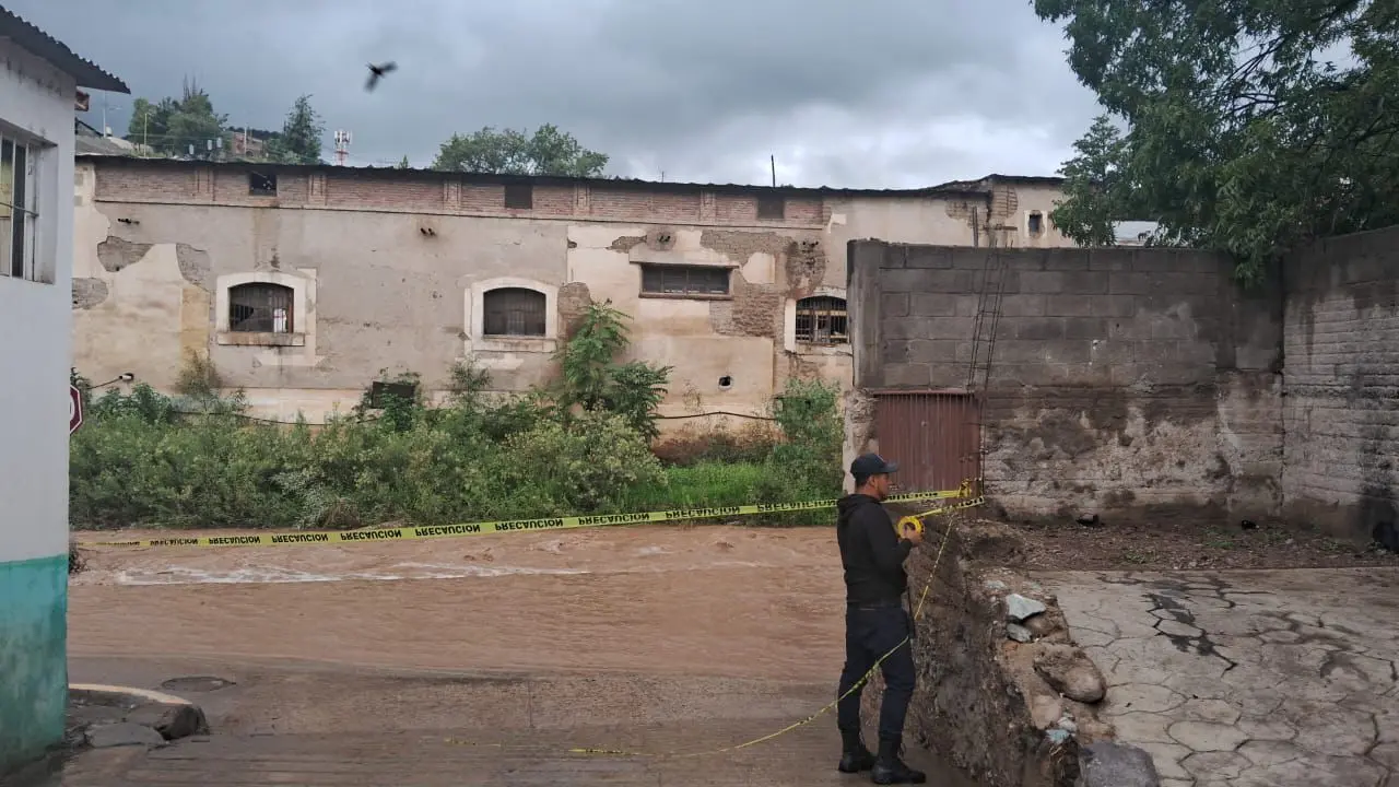 Domicilios se inundaron en el municipio de Guanaceví