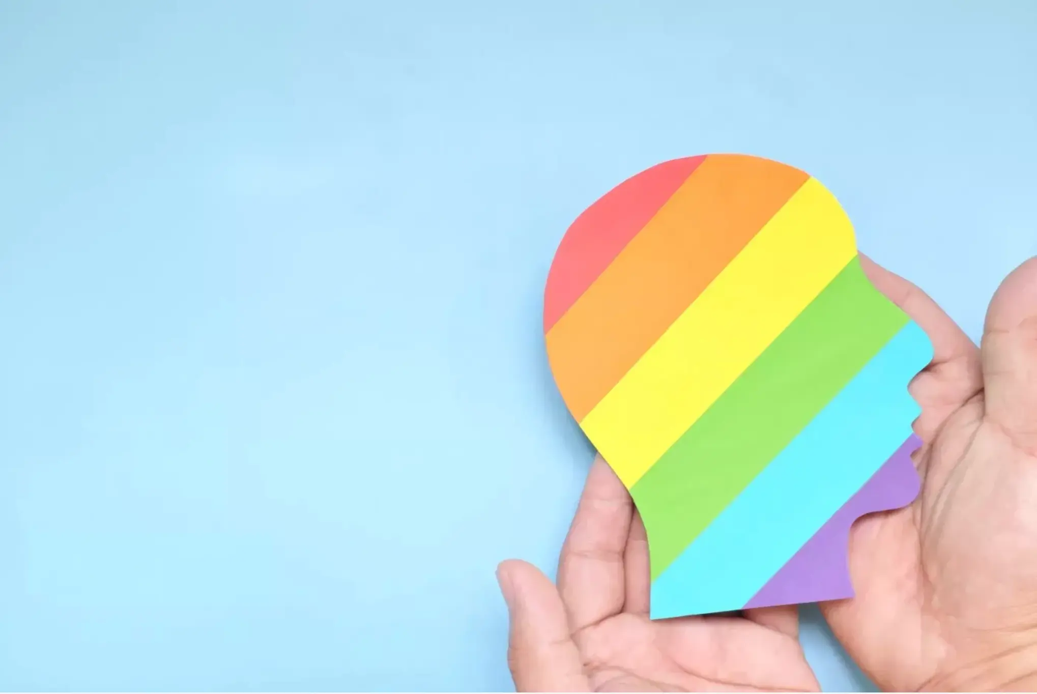 La población LGBTTTIQ+ corre mayor riesgo de padecer demencia y depresión, advierte la ciencia
