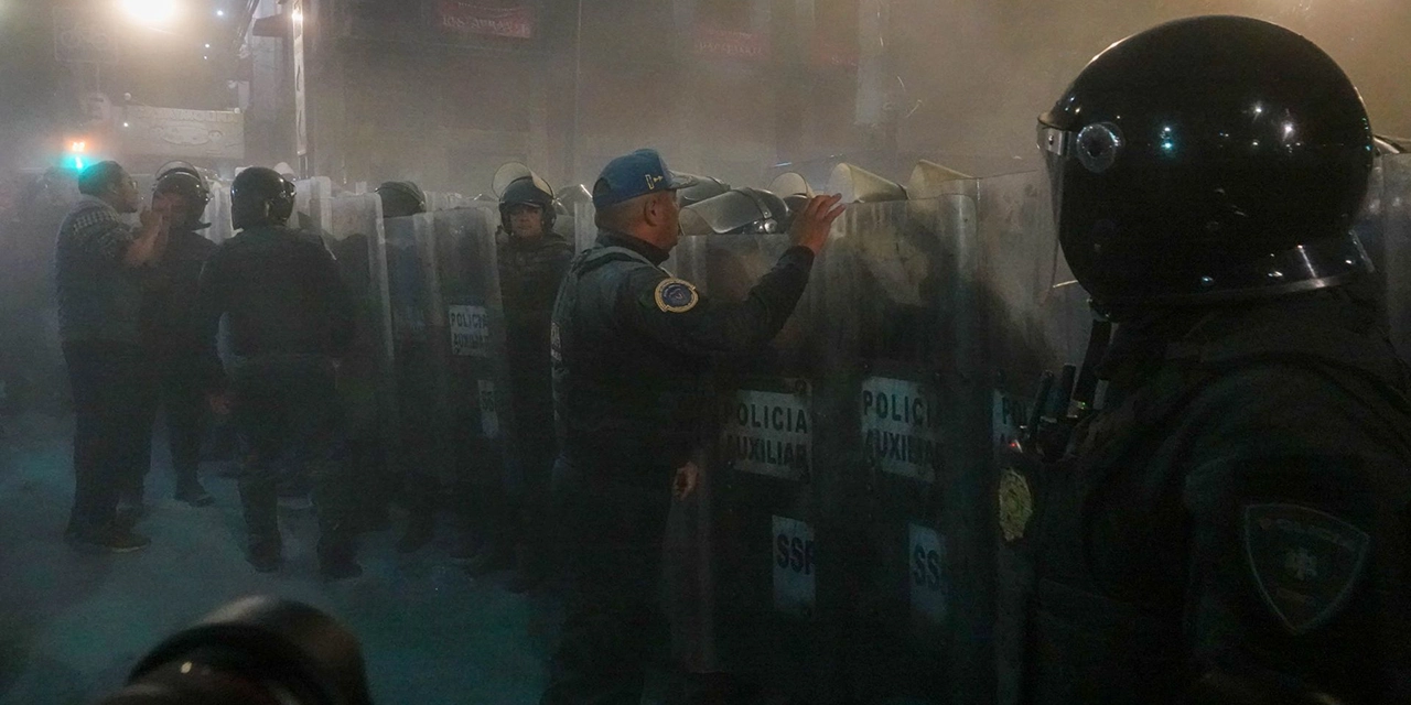 México en crisis: del Imperio a la nueva dictadura