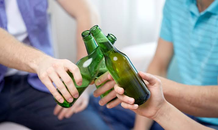 Buscan sancionar a padres de menores que consumen sustancias en Durango