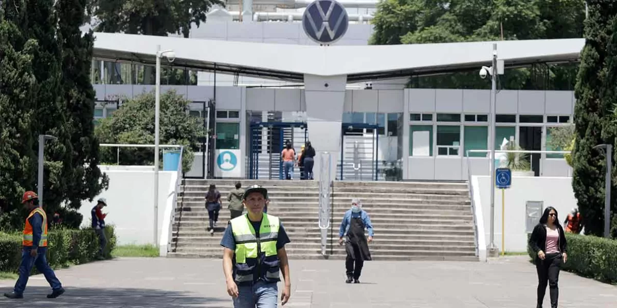 A tres días de las votaciones, VW ofrece 200 bases a trabajadores eventuales