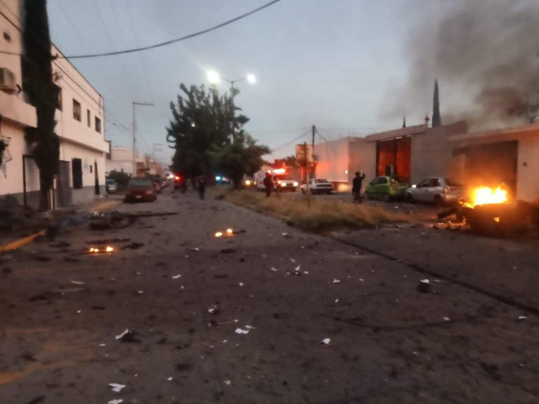 ÚLTIMA HORA: Atacan con coches bomba la Secretaría de Seguridad de Acámbaro y centro de Jerécuaro