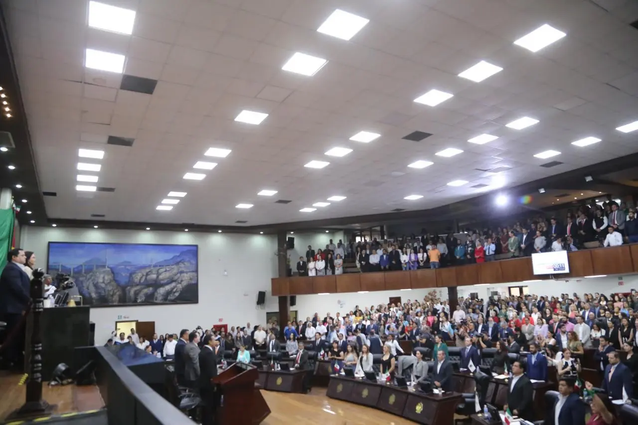 Comparecen secretarios de Educación, Salud y Bienestar ante Congreso