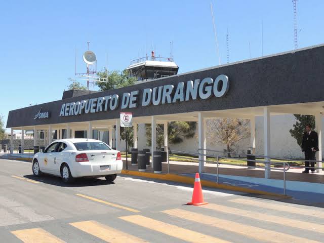 Escasez de aviones y altos costos complican vuelos en Durango