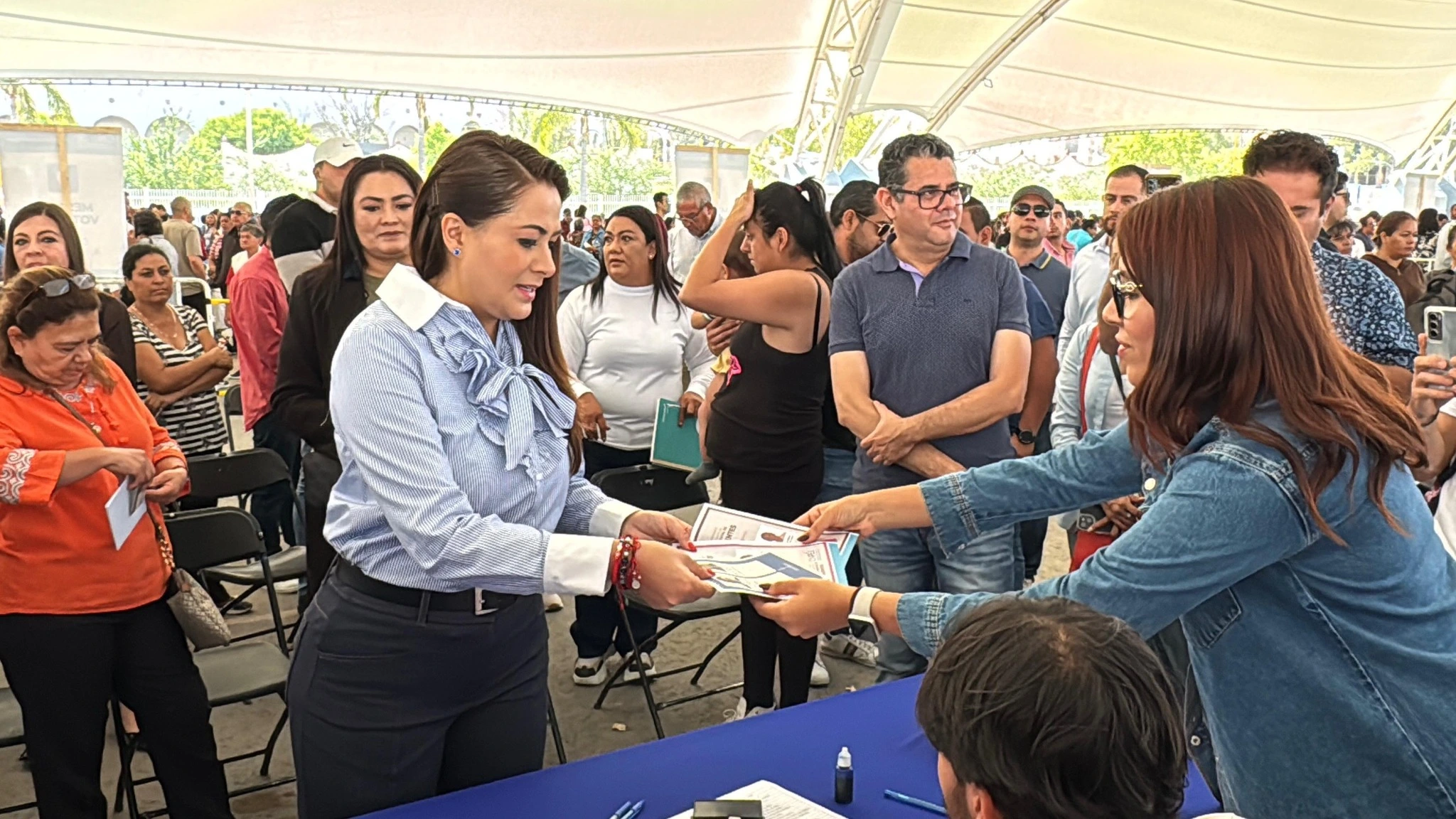 Exhorta Tere Jiménez a nuevas dirigencias a voltear a ver a México