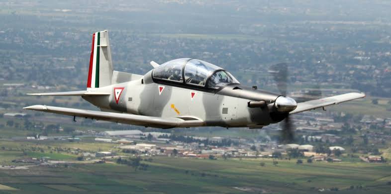 Avionetas arrojan bombas en comunidad de Durango. Ejército reforzará vigilancia aérea 