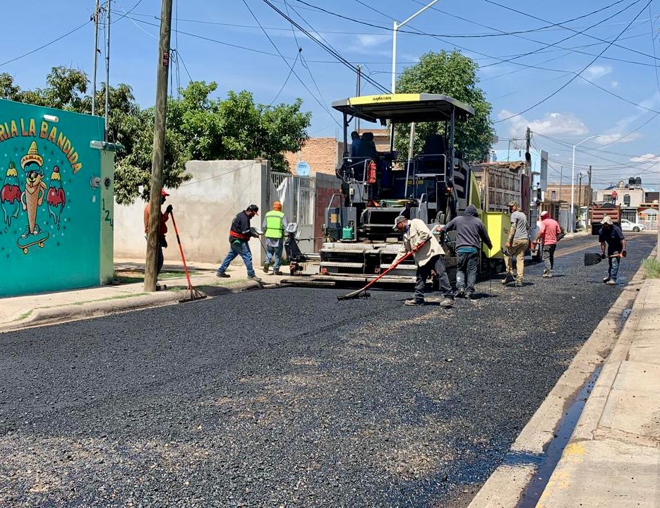 Rehabilitan en Durango capital más de 800 kilómetros de vialidades