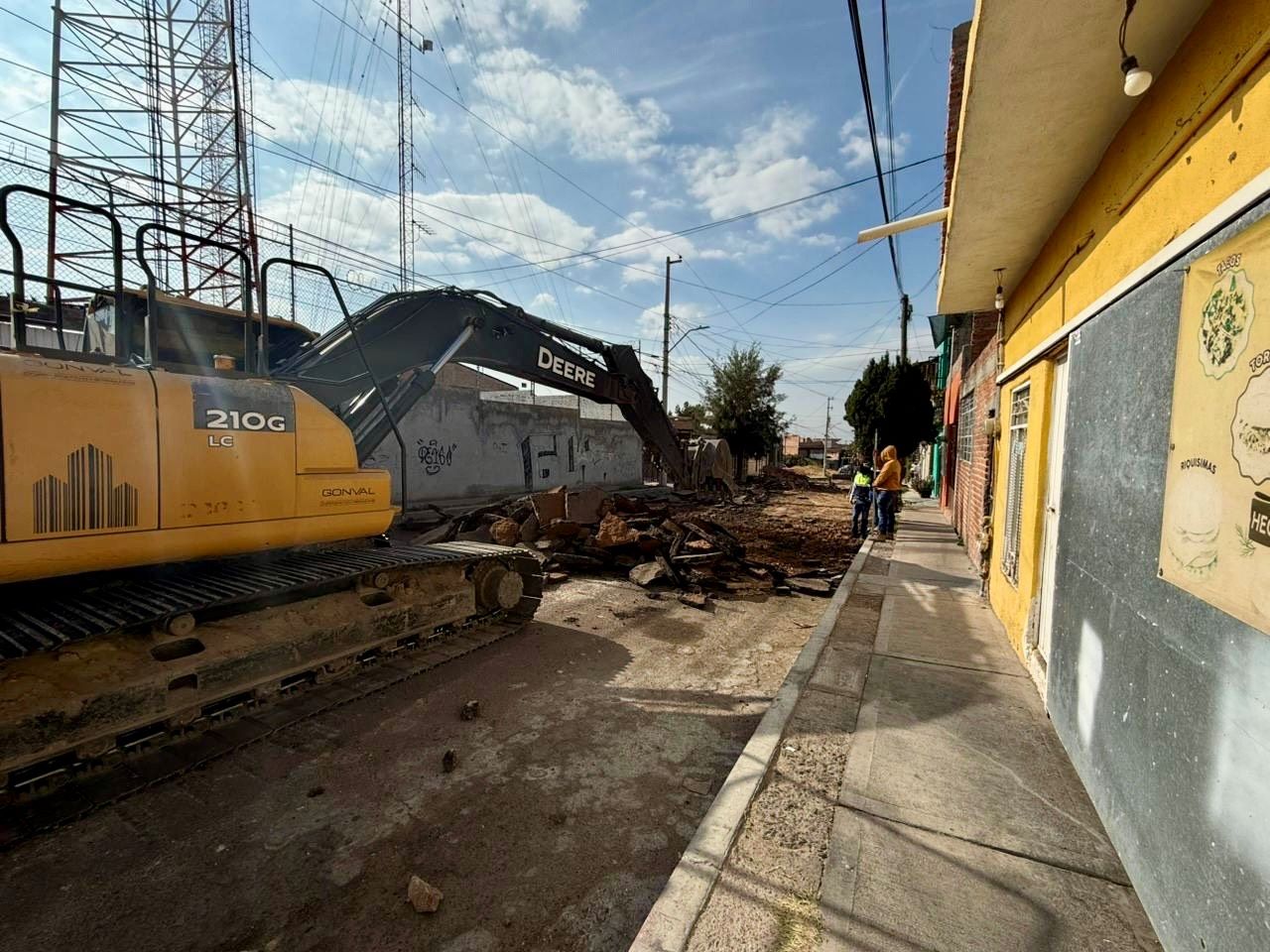 Invierten casi 2 mdp en rehabilitar calle de Pintores Mexicanos