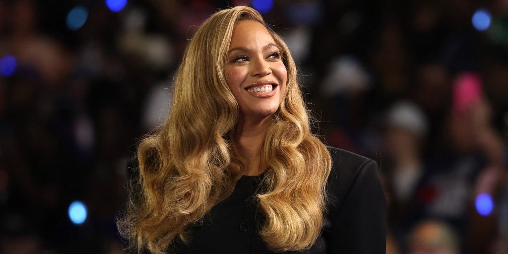 ¿Por qué Billboard eligió a Beyoncé sobre Taylor Swift como la mejor estrella pop del siglo XXI?