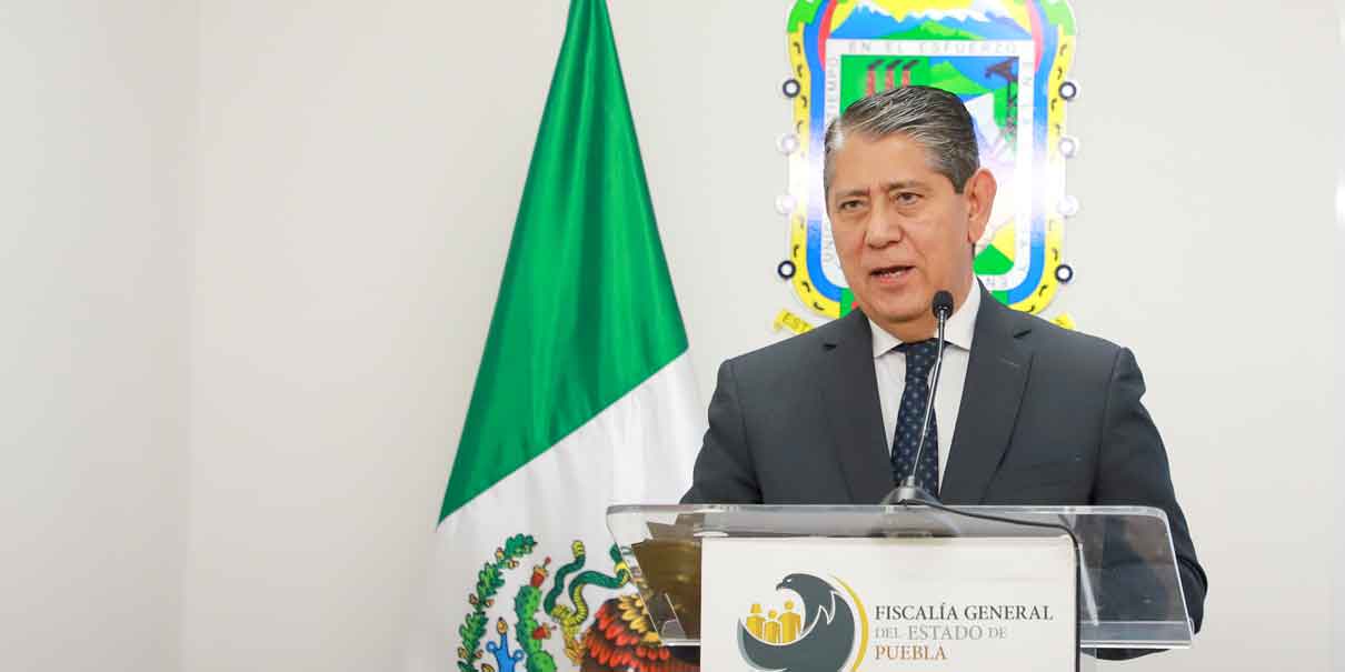 El fiscal de Puebla renunció al cargo; competirá para ser ministro de la SCJN