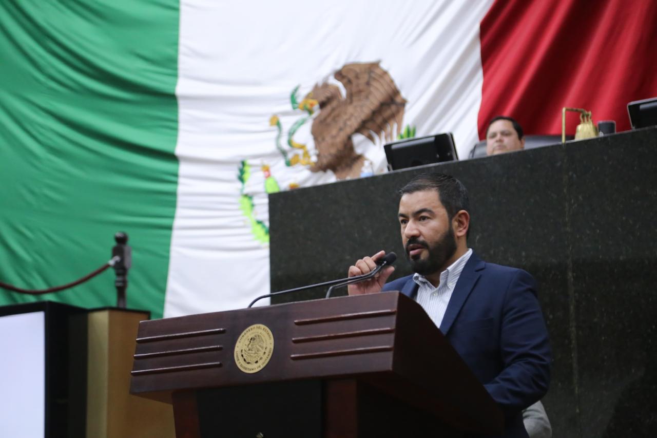 Exigen diputado acciones inmediatas para mejorar hospitales regionales  