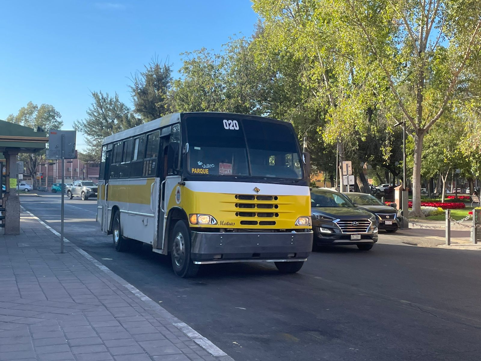 Estudiantes cuestionan calidad del transporte público y rechazan tarifa única