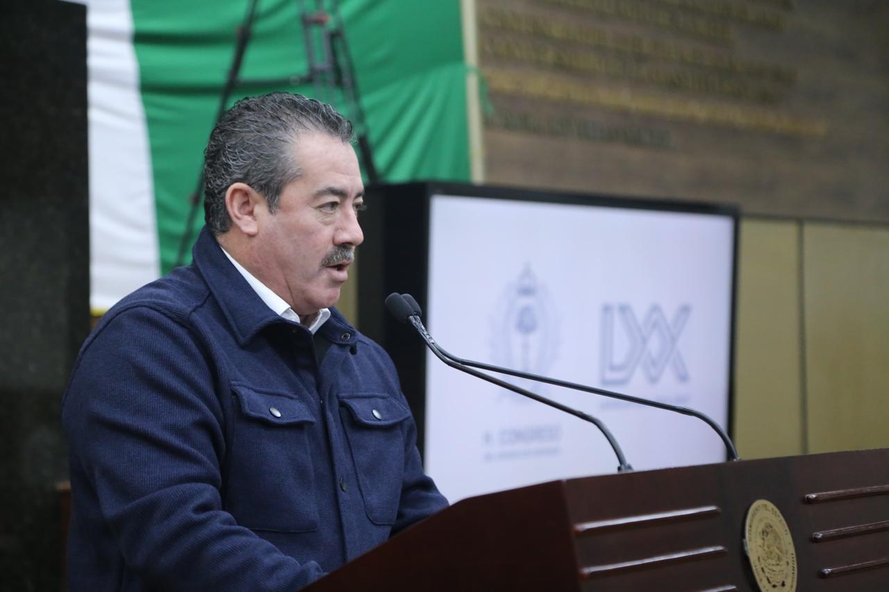 “Si quieren ser candidatos, que dejen el cargo” dice diputado a funcionarios de Durango