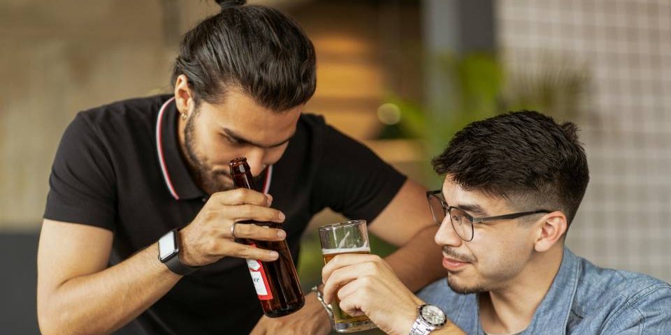 Una cervecita para contrarrestar la artritis