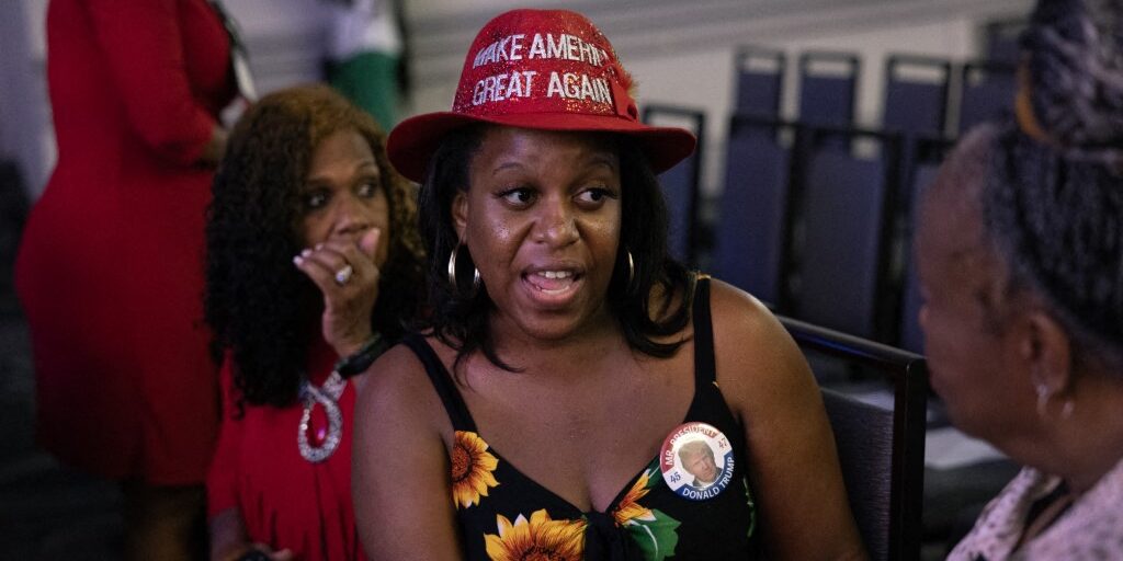 Crece el apoyo de votantes afroestadounidenses a Donald Trump