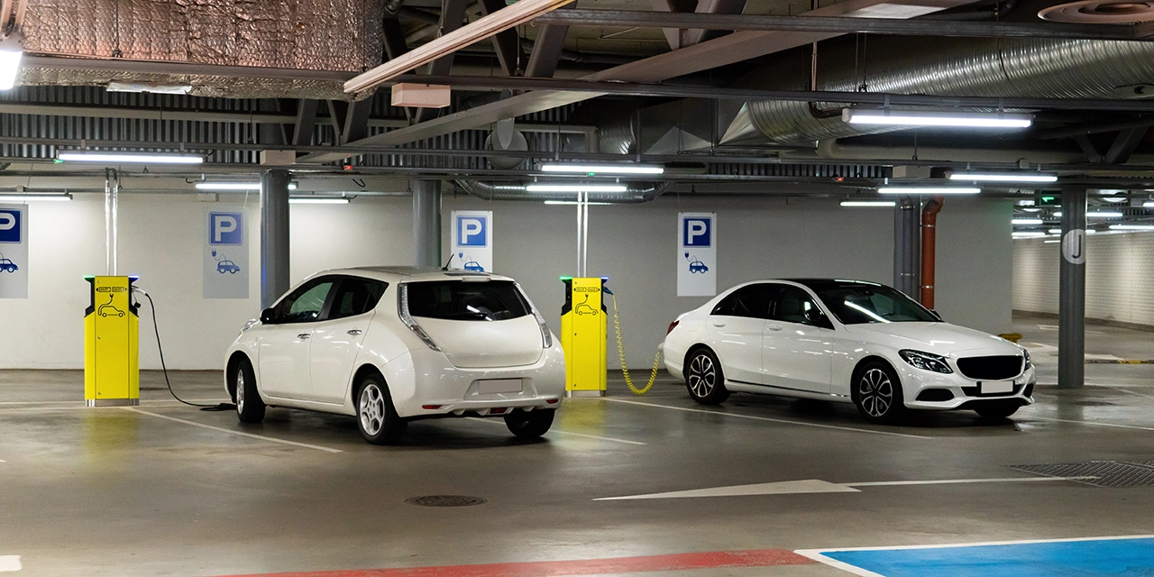 Autos de nuevas energías: ¿un futuro sobre ruedas?