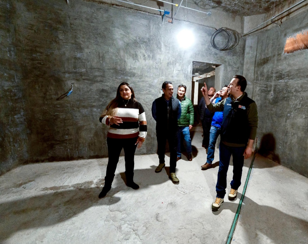 Supervisan avance del nuevo Hospital del Niño 460