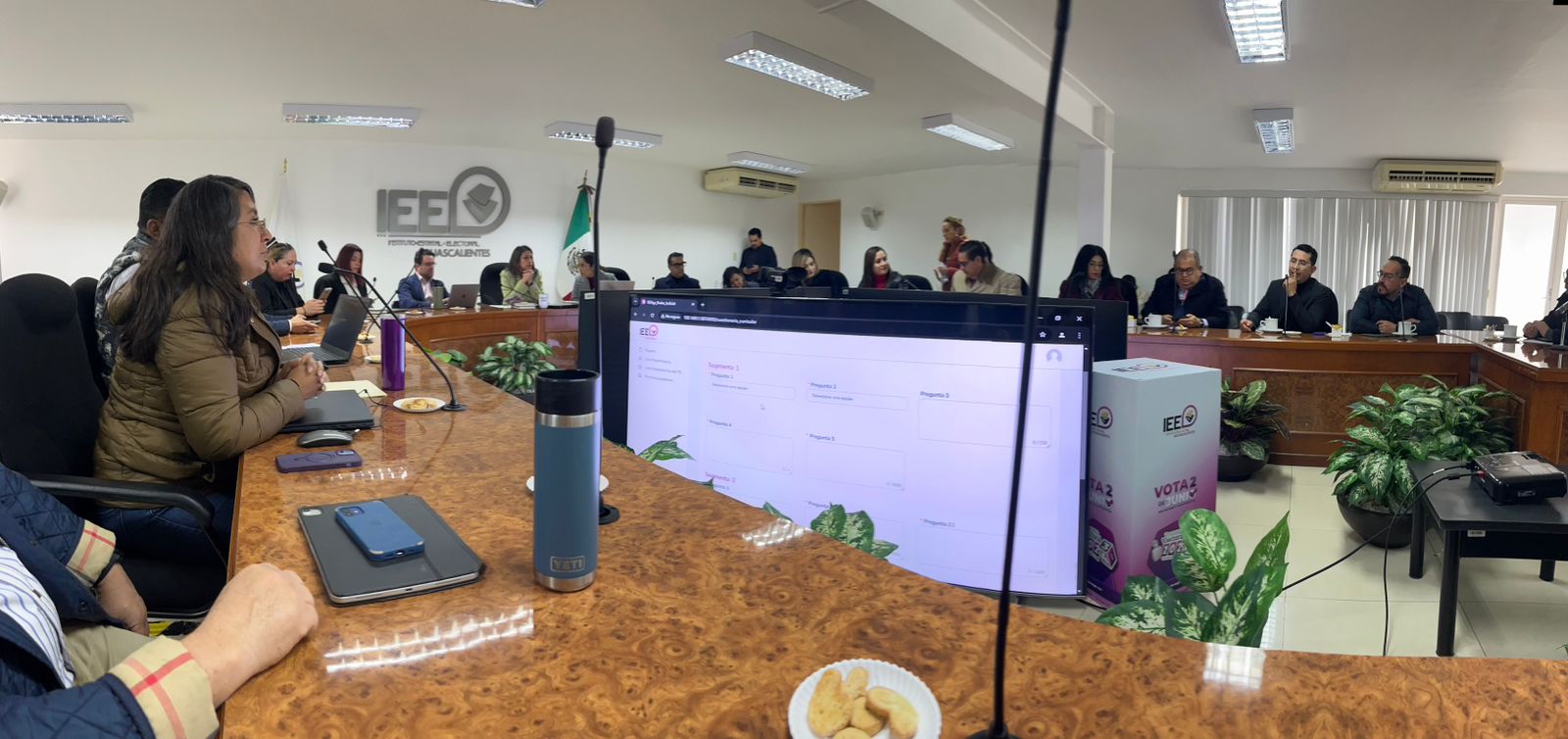Presenta IEE al Poder Judicial plataforma para candidatos a jueces y magistrados
