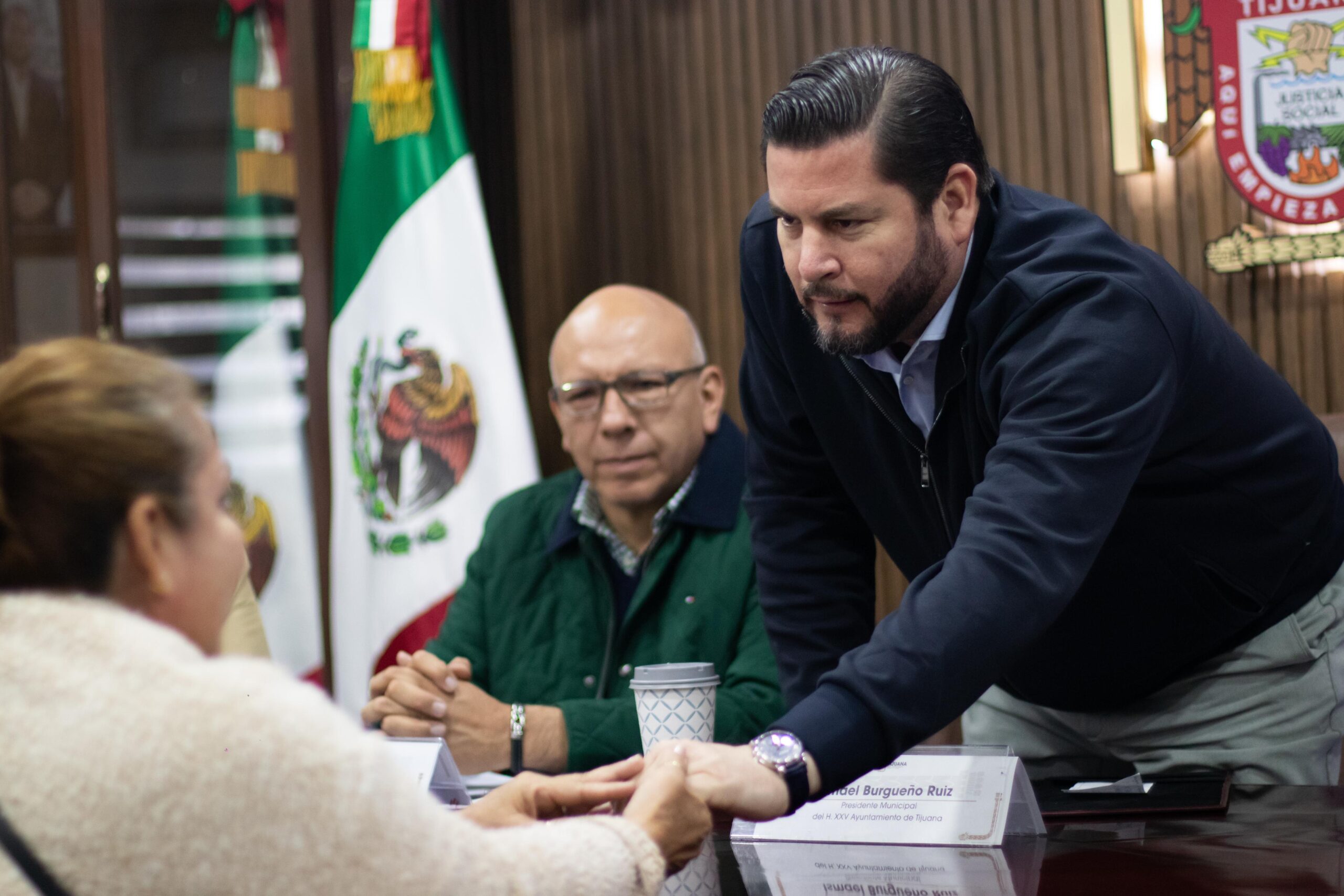 Miércoles de Delegación”: El Alcalde Burgueño lleva la atención ciudadana a La Mesa