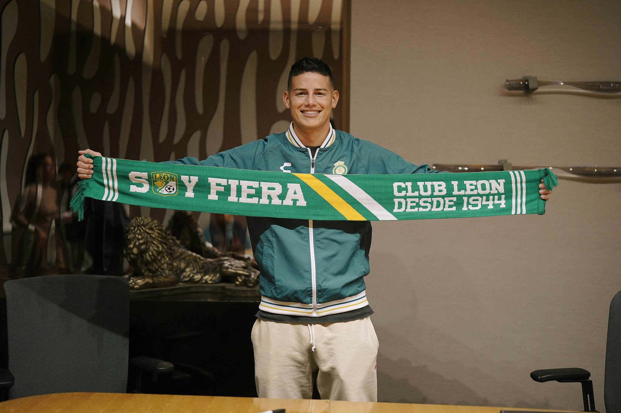 El colombiano se suma a la escuadra de "la fiera".