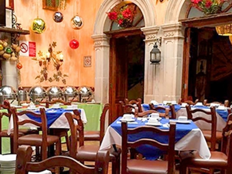 Restauranteros locales enfrentan baja en ventas durante la feria de Durango