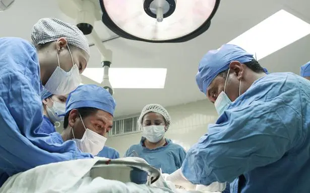 Se buscan médicos: espera IMSS 150 nuevos especialistas este año