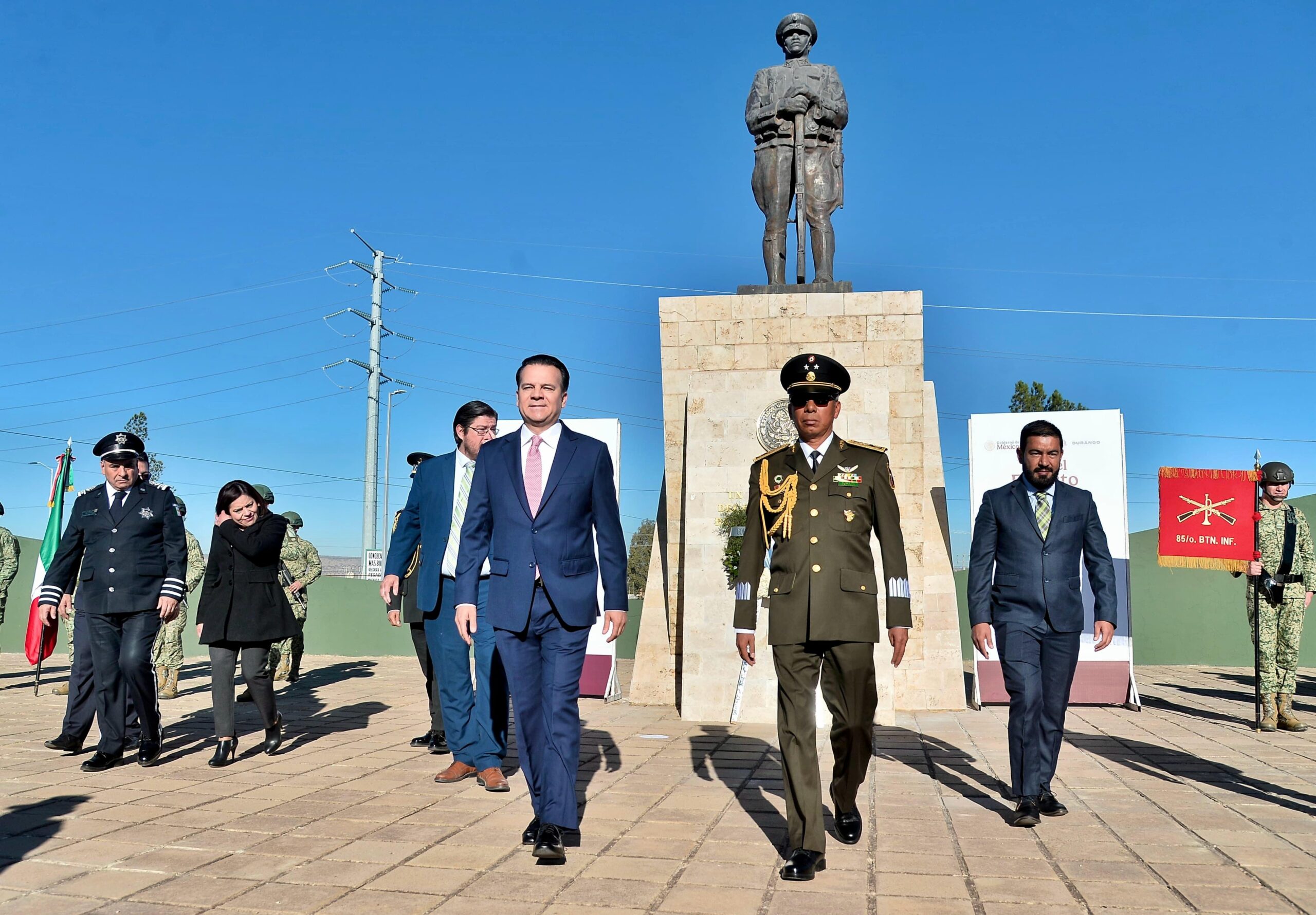 Anuncian construcción de pozo de agua para el campo militar 