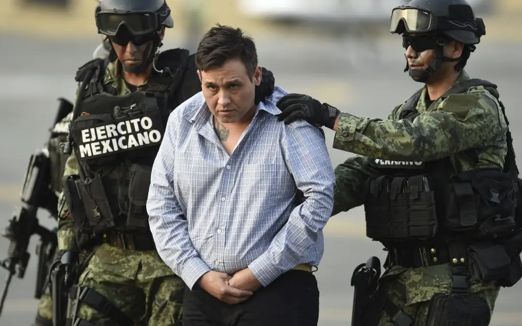 México extradita a 29 narcos a EUA; no precisa nombres