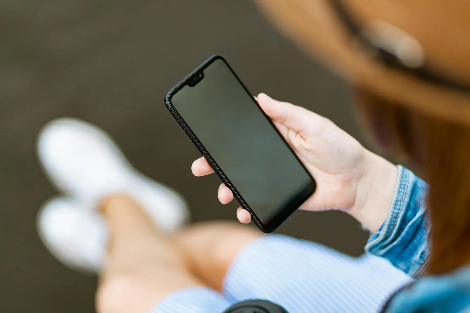 No habrá prohibición de celulares en escuelas: IEA