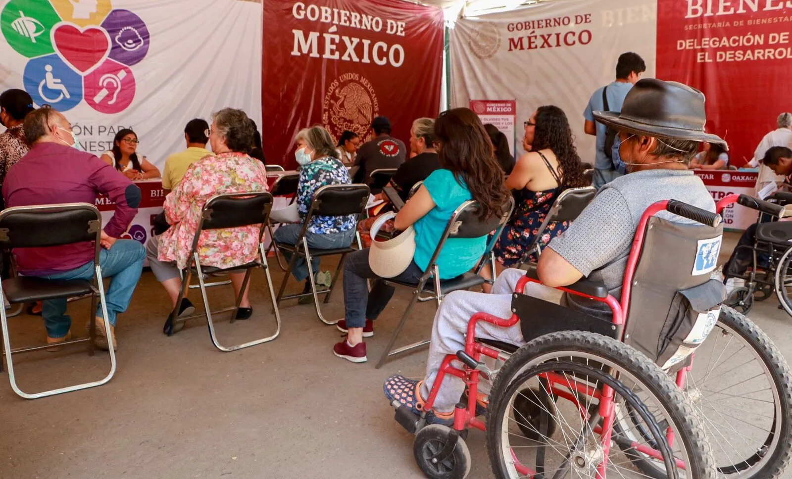 Se hacen pasar por personas con discapacidad para acceder a apoyos federales