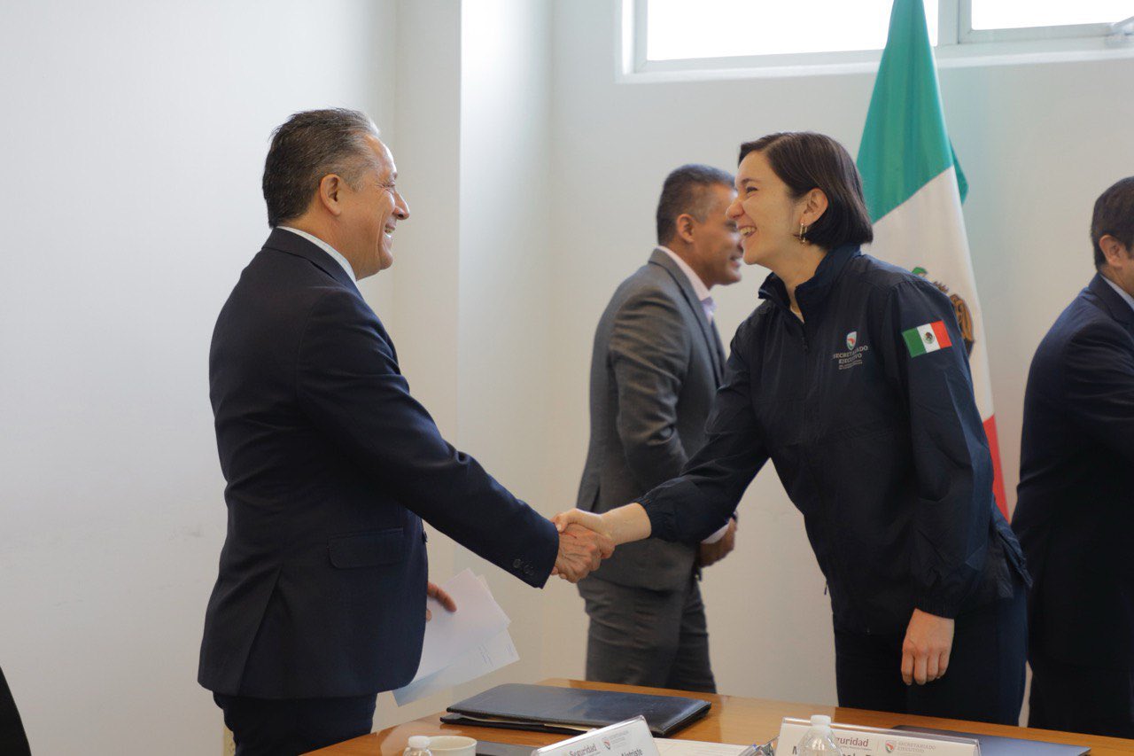 Podrían investigar participación de ex policía en banda de robo