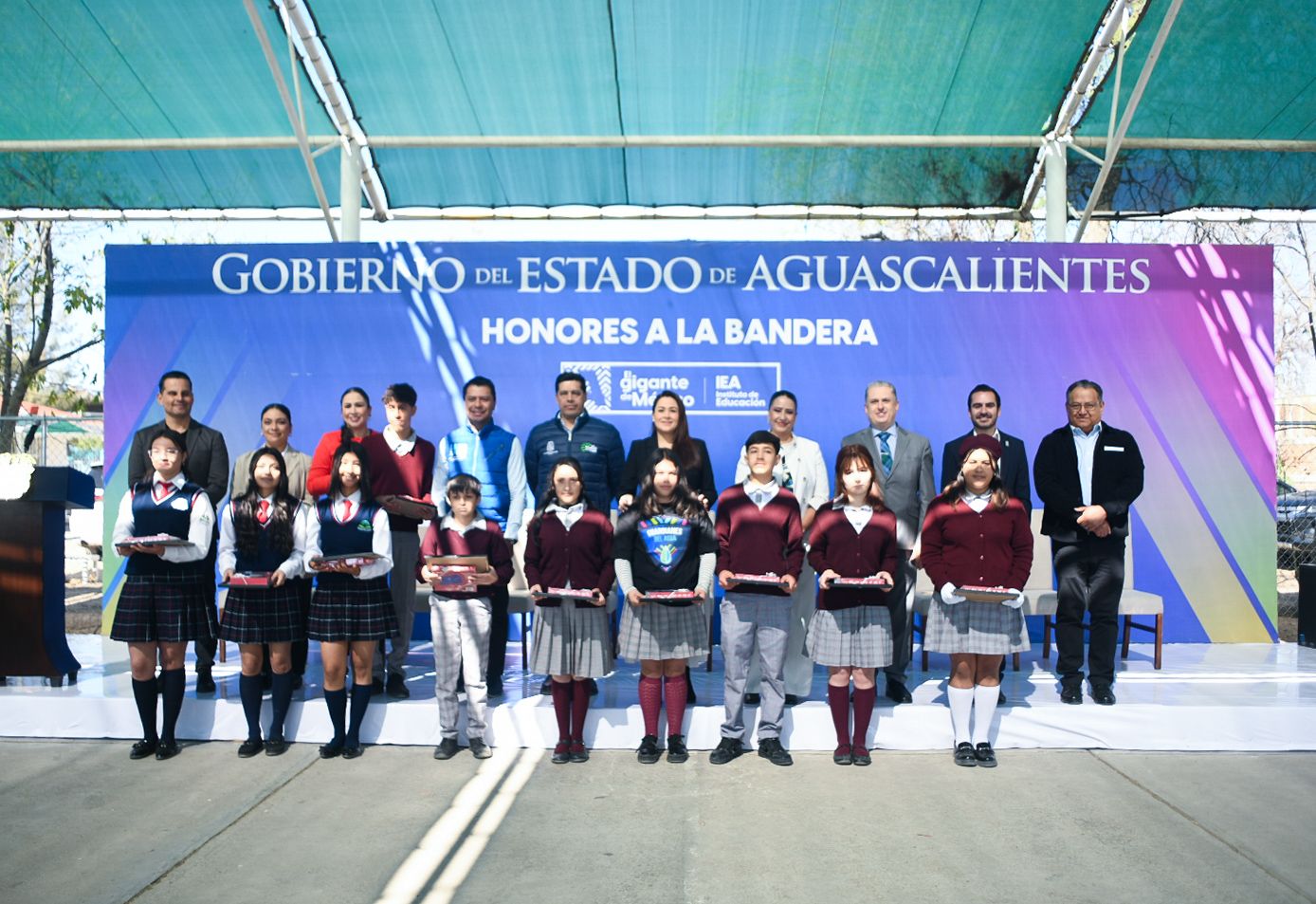 Invierten 2 mdp en infraestructura escolar