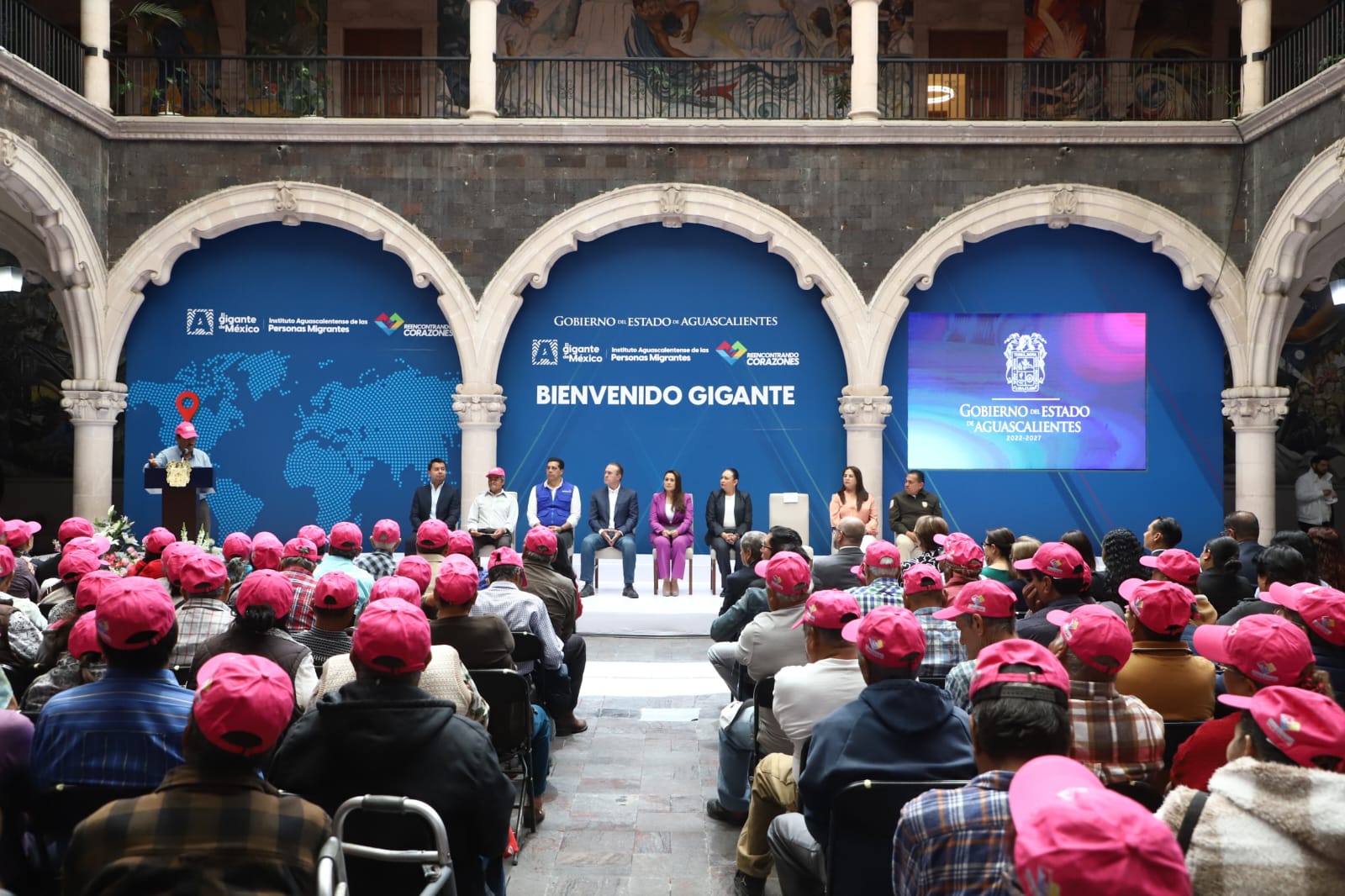 Anuncian programa para apoyar a aguascalentenses que regresen de EU