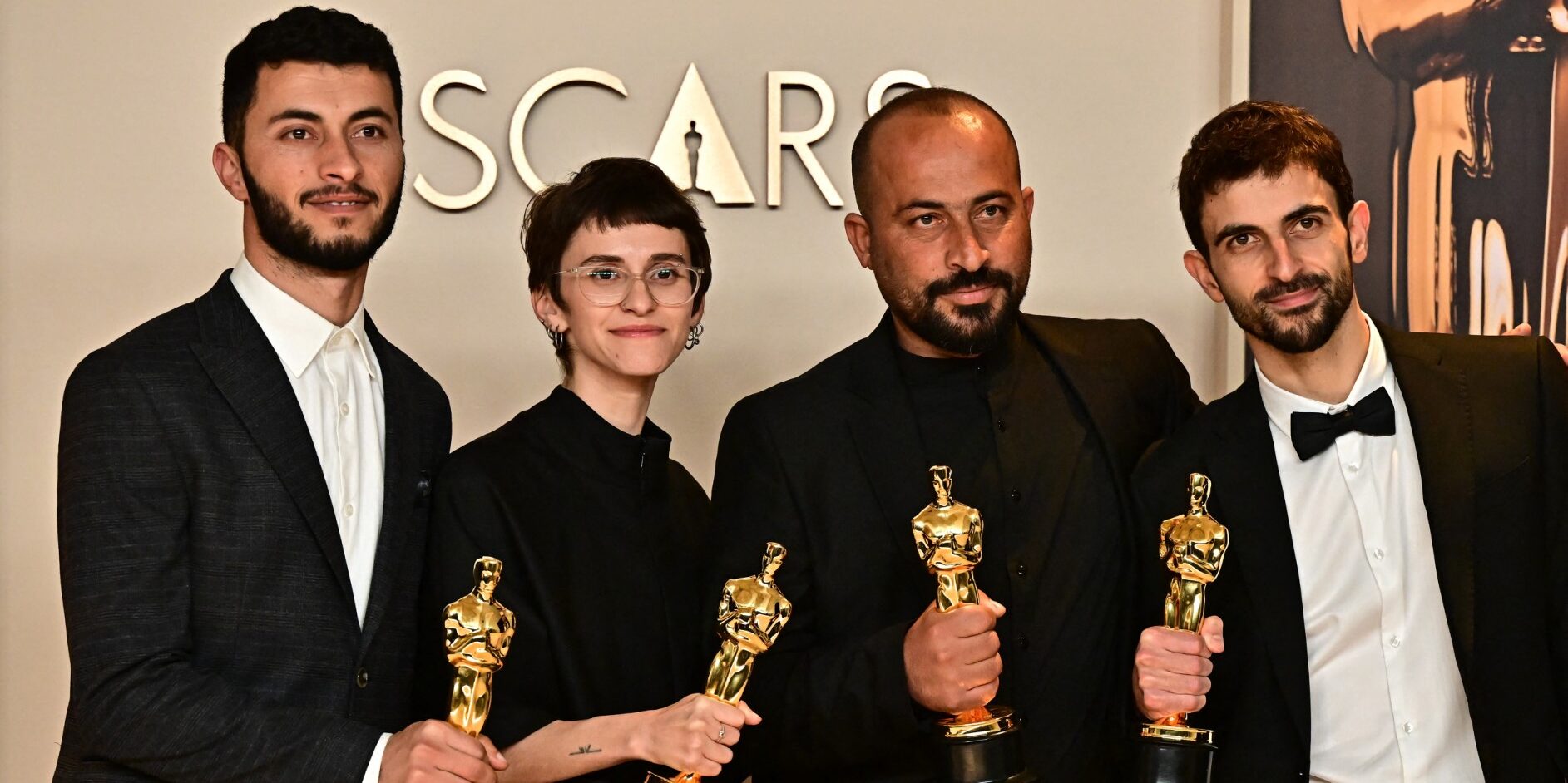 Colonos israelíes agreden a Hamdan Ballal, codirector ganador del Oscar